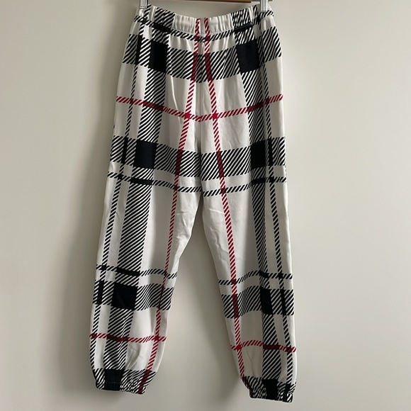 Colsie plaid sweatpants - Picture 2 of 3